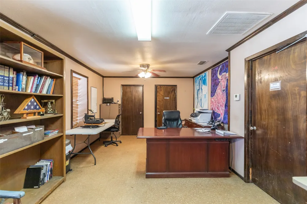 917 Oil Center Drive Abilene, TX 79601