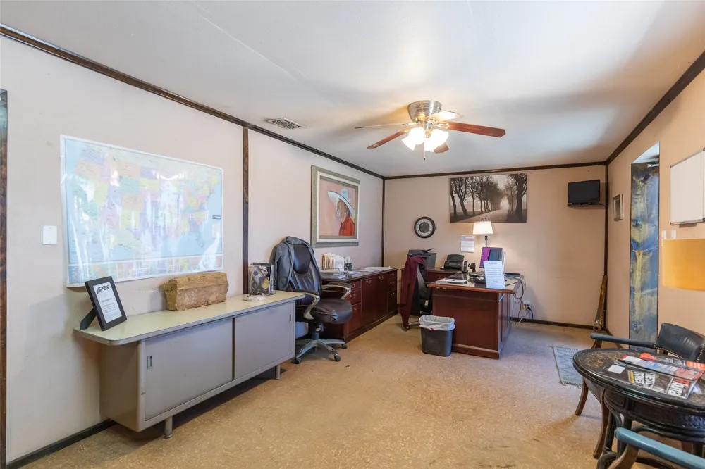 917 Oil Center Drive Abilene, TX 79601
