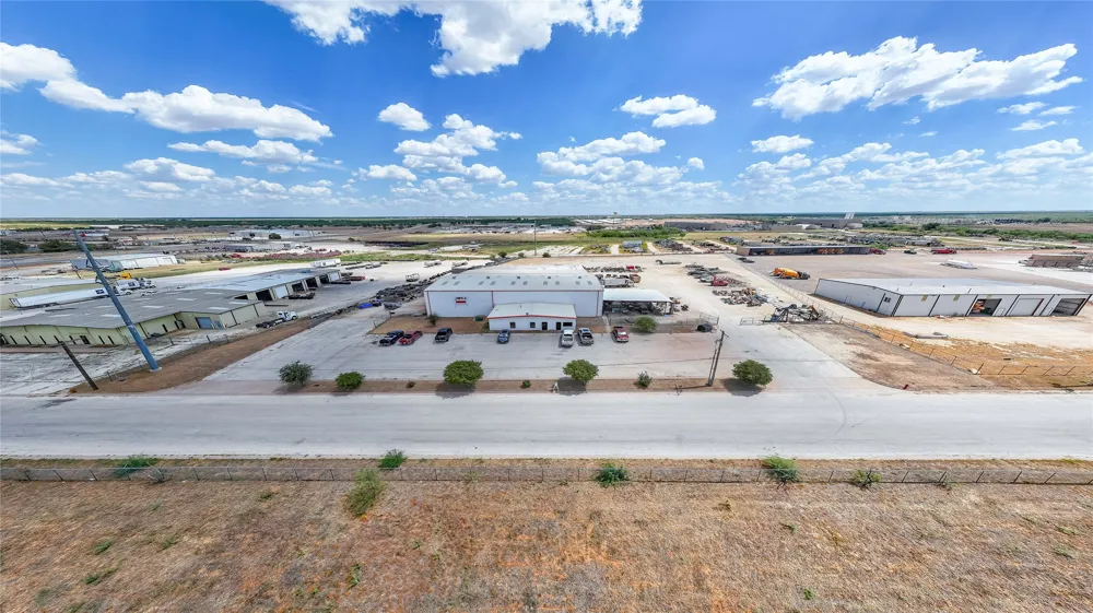 917 Oil Center Drive Abilene, TX 79601