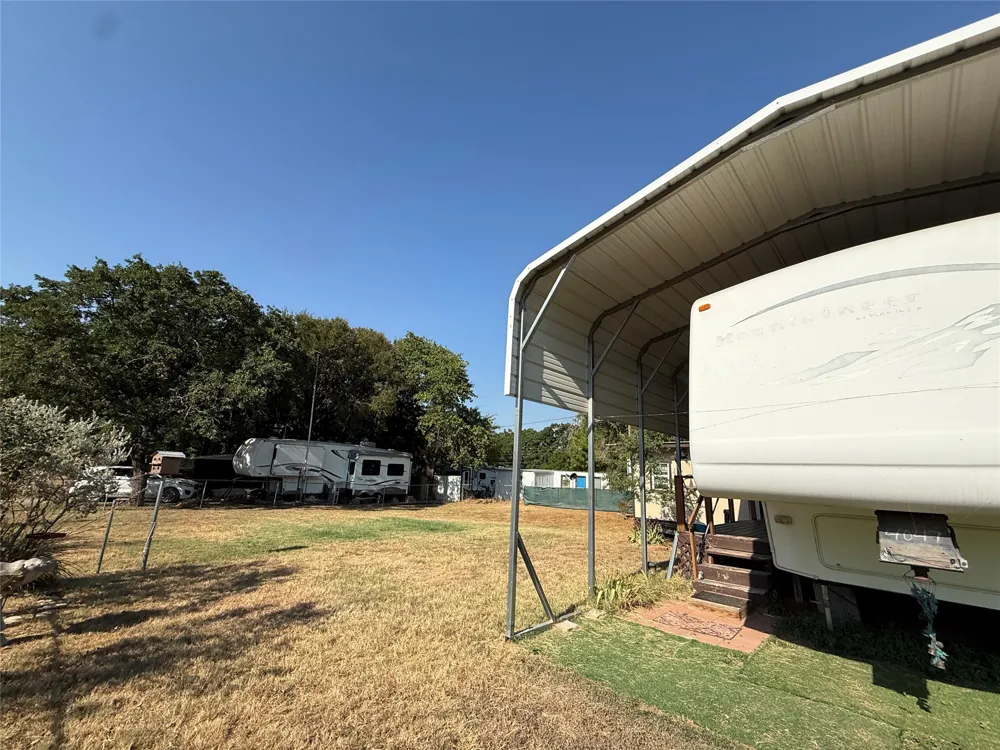 45 Port Promontory Rd Comanche, TX 76442