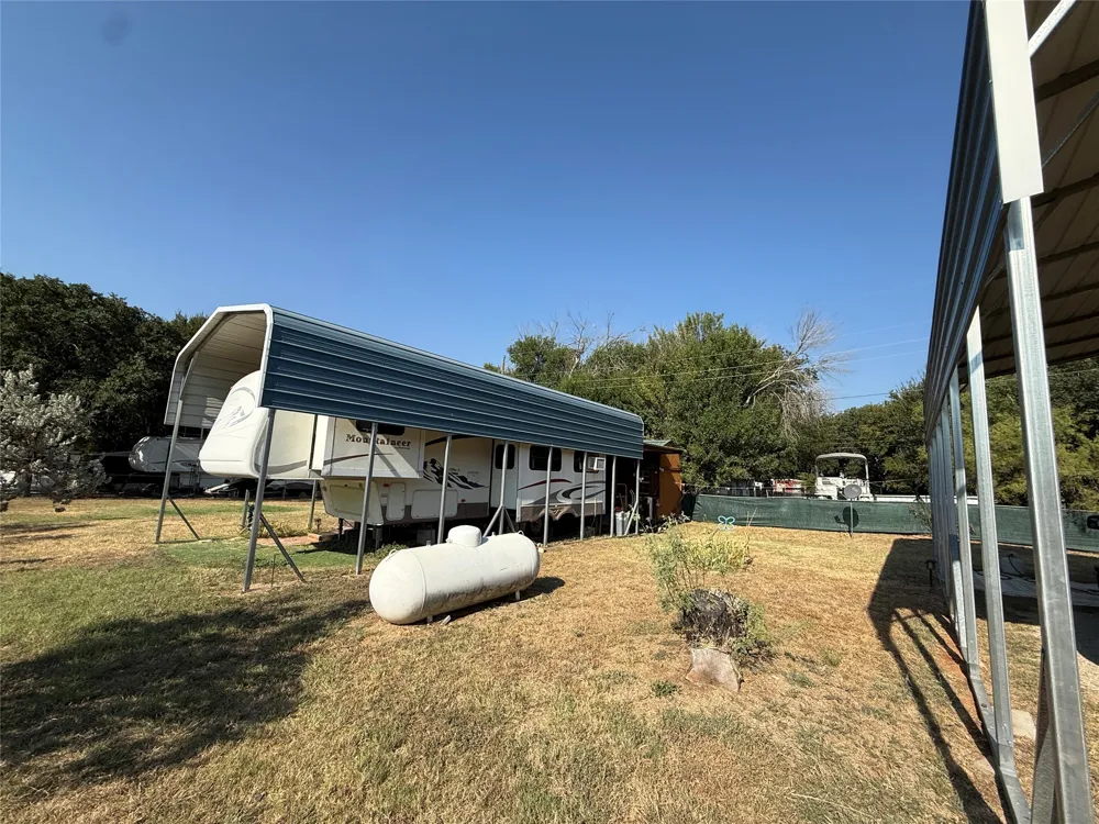 45 Port Promontory Rd Comanche, TX 76442