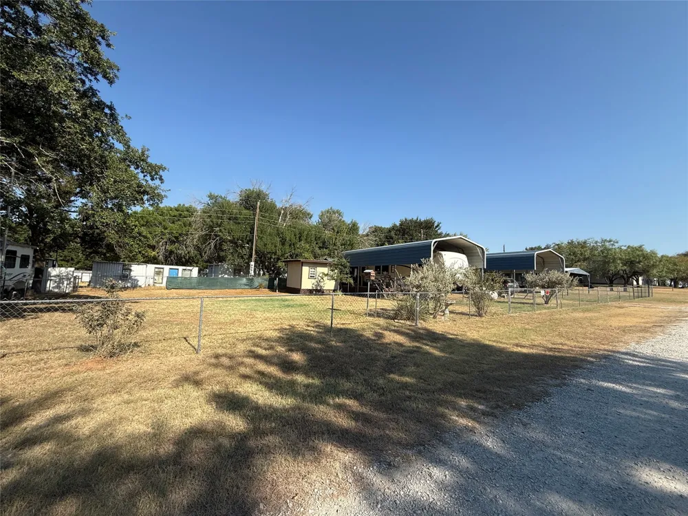 45 Port Promontory Rd Comanche, TX 76442