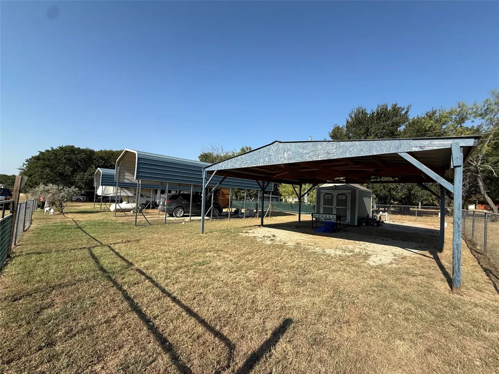 45 Port Promontory Rd Comanche, TX 76442