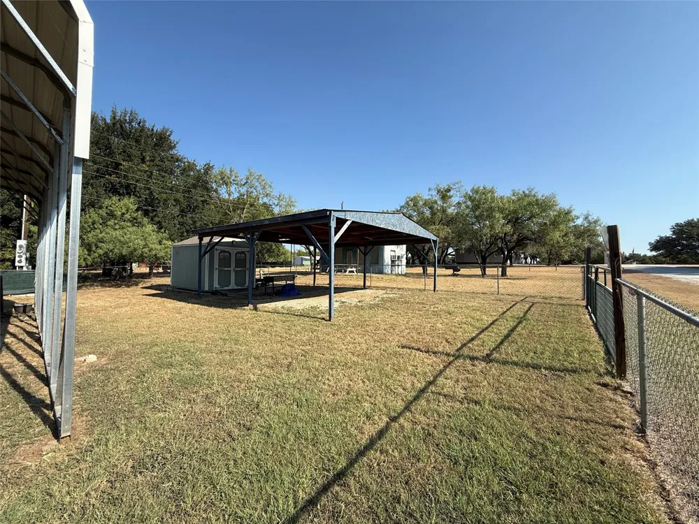 45 Port Promontory Rd Comanche, TX 76442