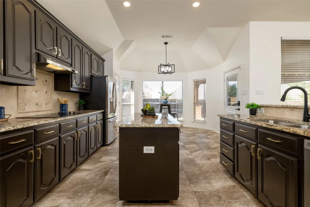 2720 Calico Rock Drive Fort Worth, TX 76131
