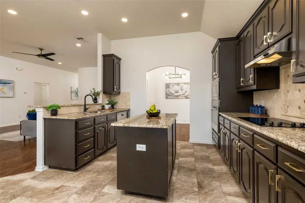 2720 Calico Rock Drive Fort Worth, TX 76131
