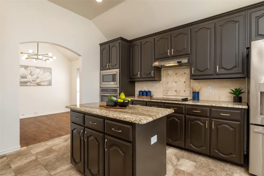2720 Calico Rock Drive Fort Worth, TX 76131