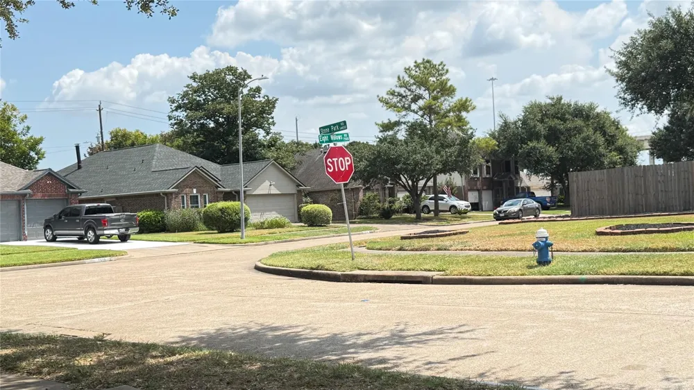 14402 Stone Park Road Missouri City, TX 77489