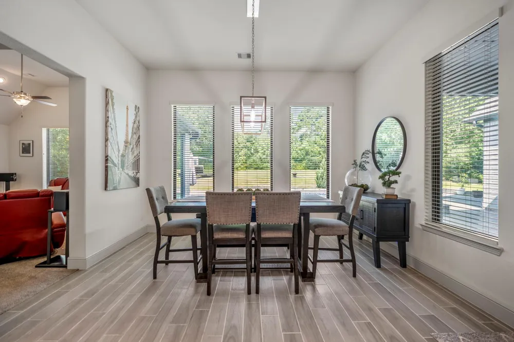30943 Spring Lake Blvd Tomball, TX 77375