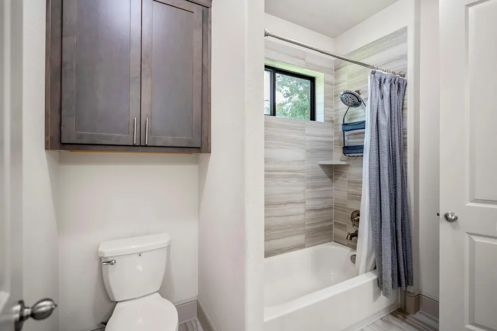 30943 Spring Lake Blvd Tomball, TX 77375