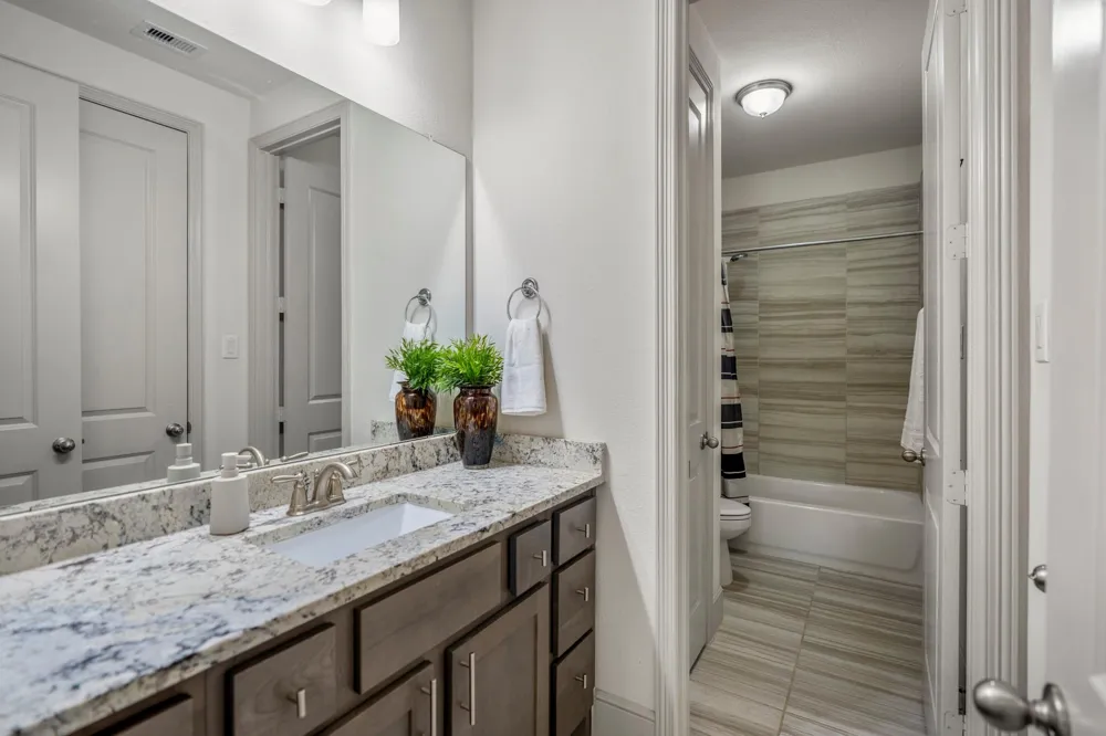 30943 Spring Lake Blvd Tomball, TX 77375
