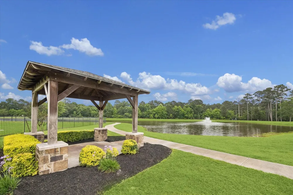 30943 Spring Lake Blvd Tomball, TX 77375