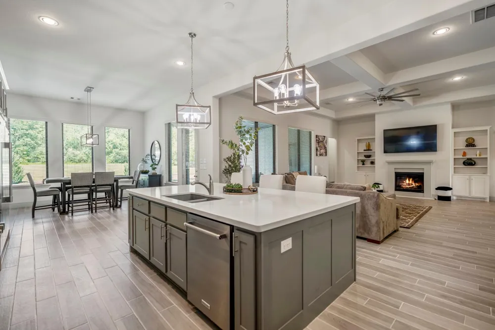30943 Spring Lake Blvd Tomball, TX 77375