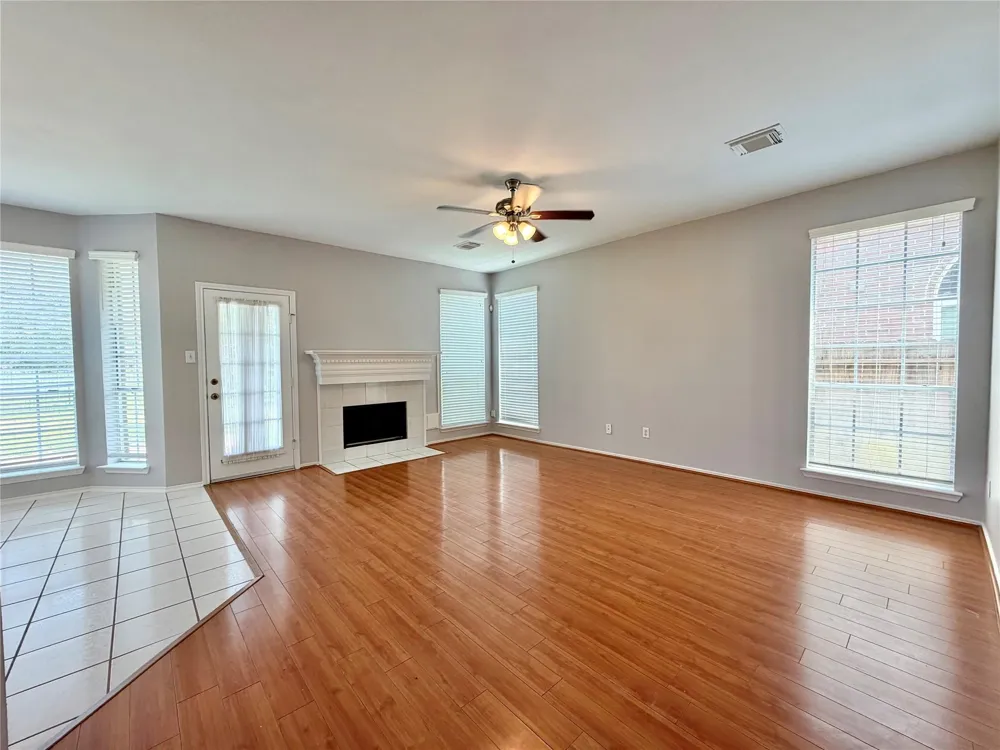 4614 Forest Home Drive Missouri City, TX 77459