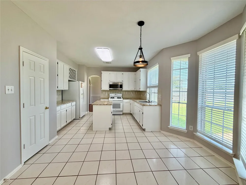 4614 Forest Home Drive Missouri City, TX 77459