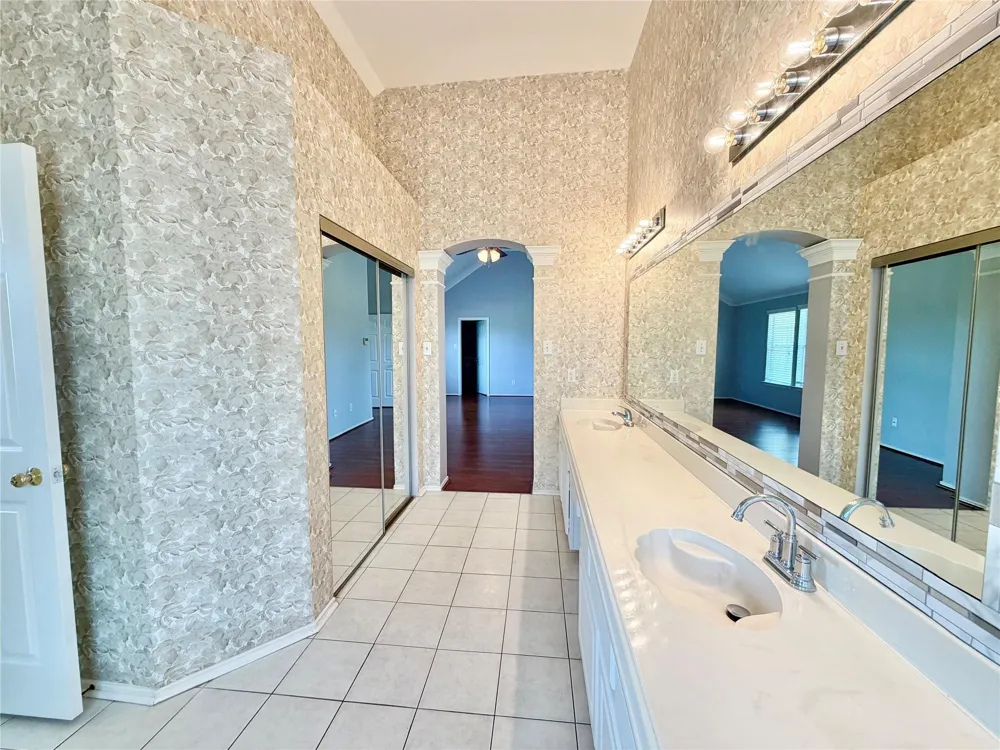 4614 Forest Home Drive Missouri City, TX 77459