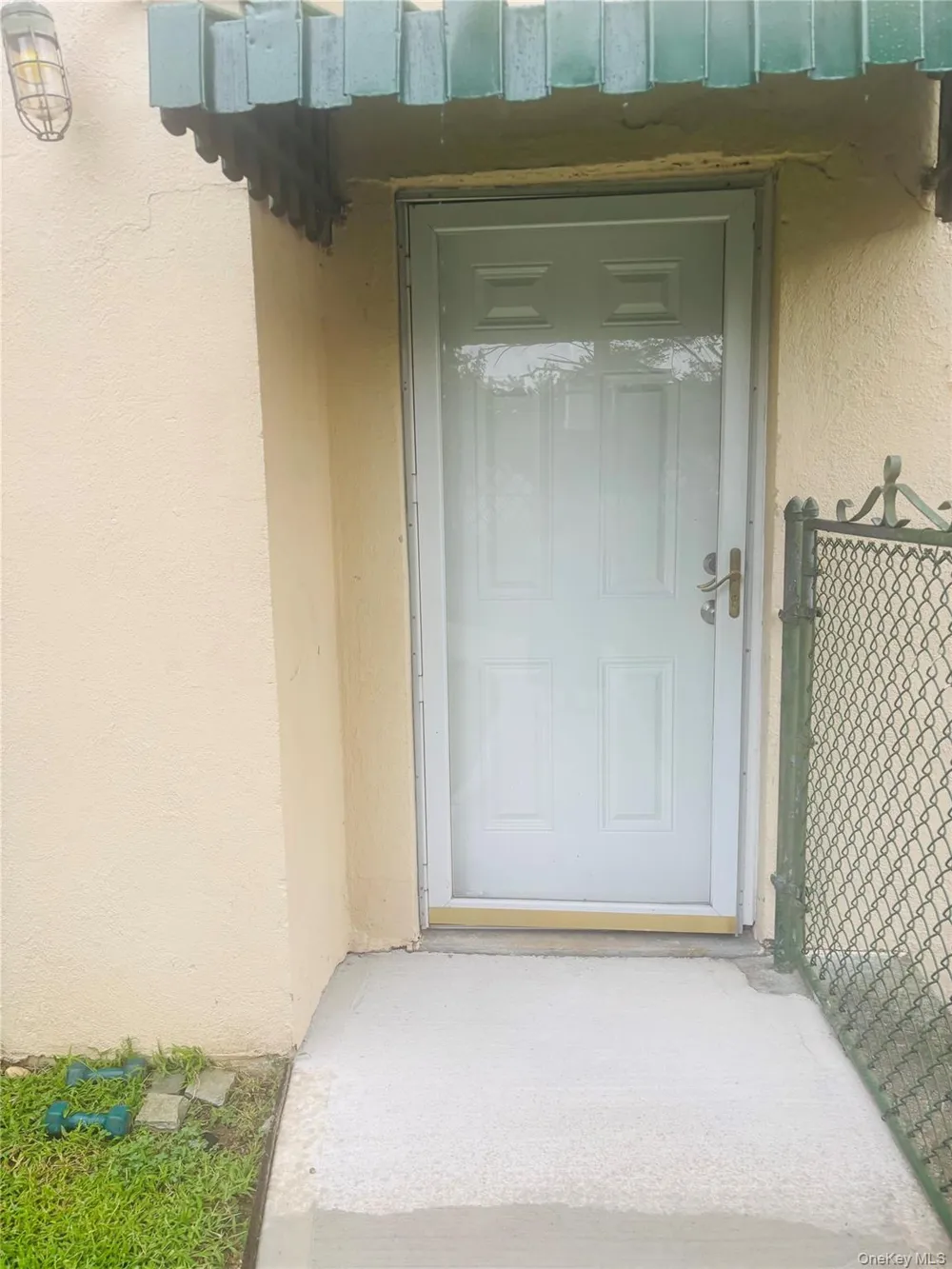165 Larkfield Road #5 East Northport, NY 11731