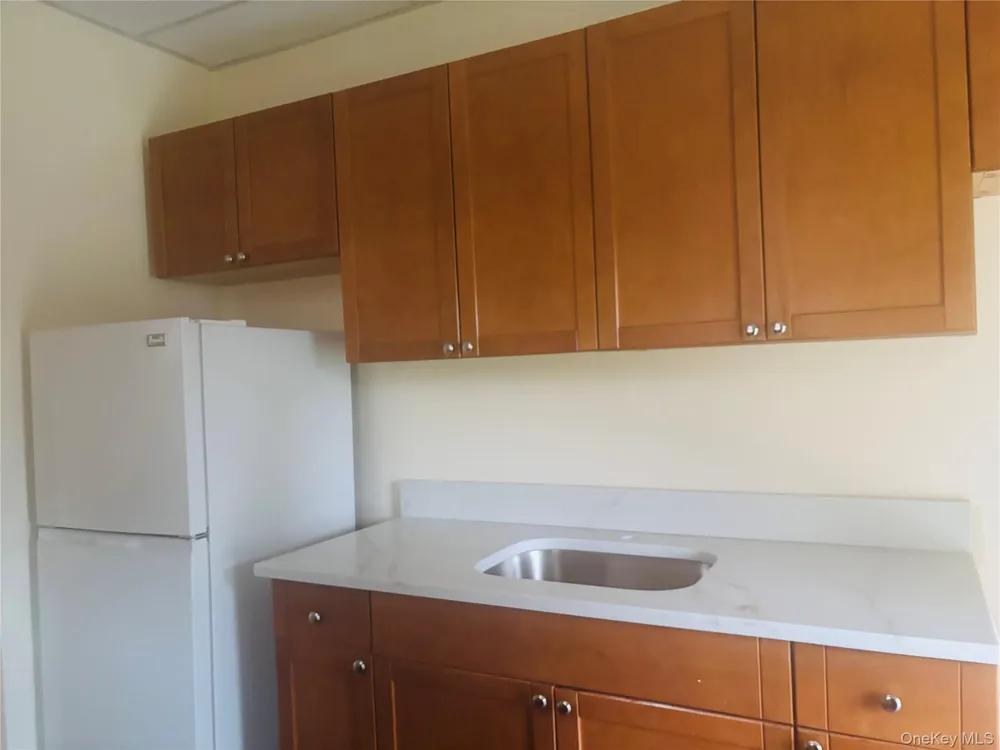 165 Larkfield Road #5 East Northport, NY 11731