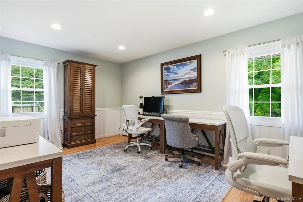 25 Seabrook Lane Stony Brook, NY 11790