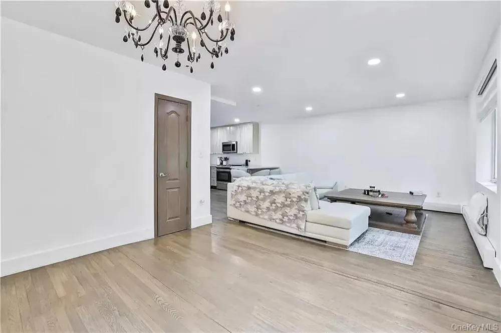 3368 Shore Parkway #2B Brooklyn, NY 11235