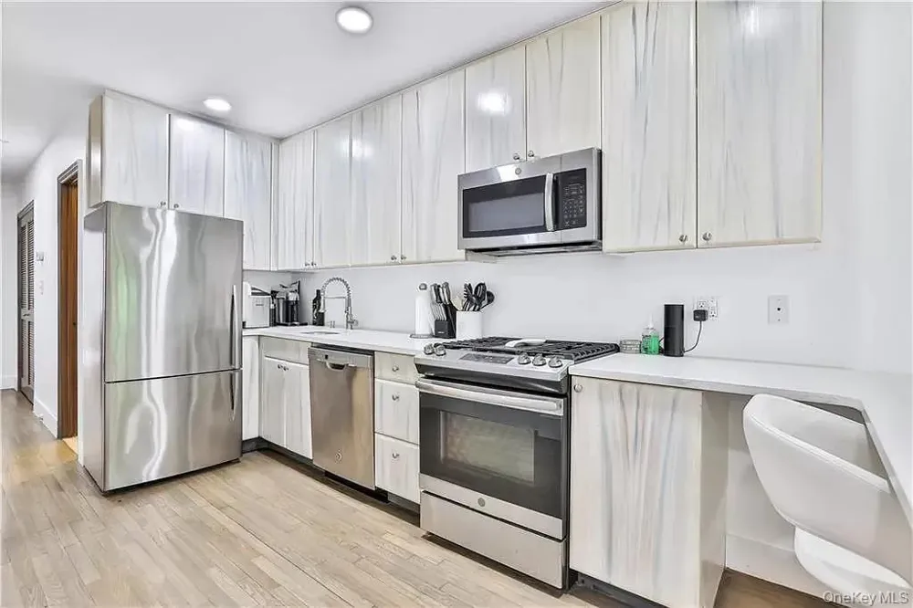 3368 Shore Parkway #2B Brooklyn, NY 11235