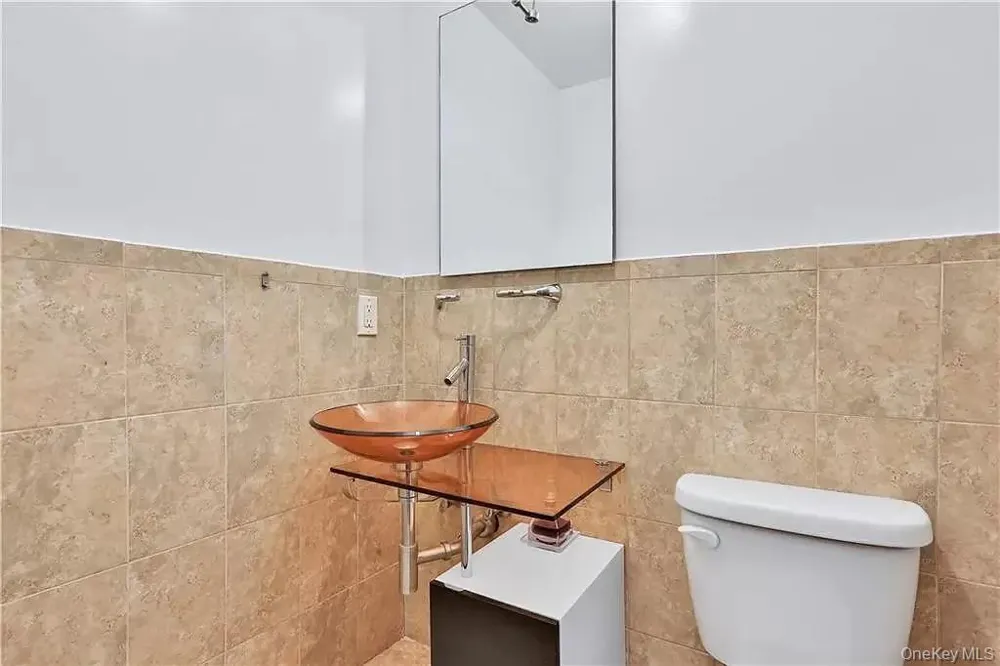 3368 Shore Parkway #2B Brooklyn, NY 11235