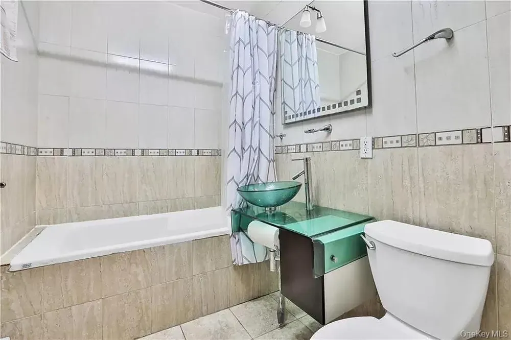 3368 Shore Parkway #2B Brooklyn, NY 11235
