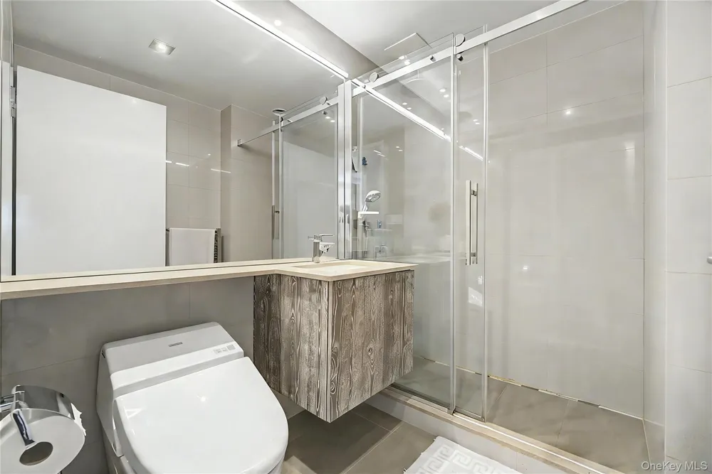 136-19 Franklin Avenue #7A Flushing, NY 11355
