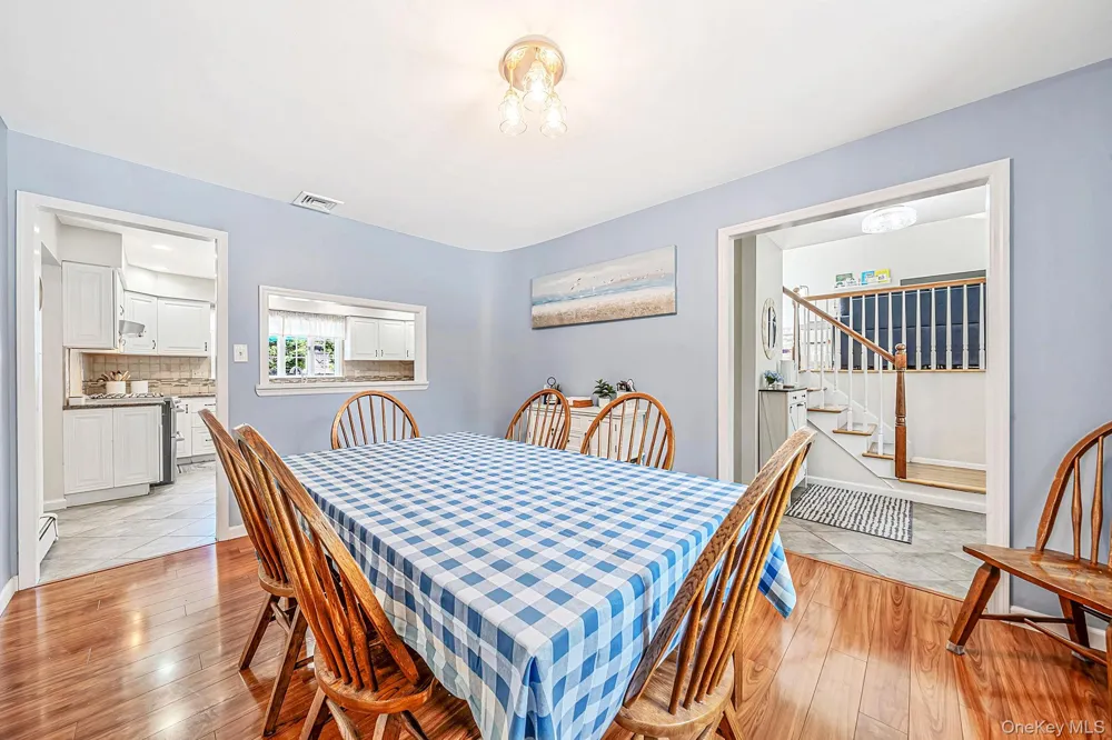136 Vanderbilt Boulevard Oakdale, NY 11769