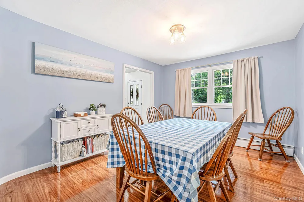 136 Vanderbilt Boulevard Oakdale, NY 11769