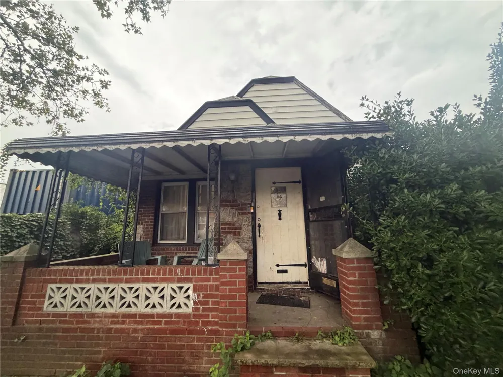 117-11 227TH STREET Cambria Heights, NY 11411