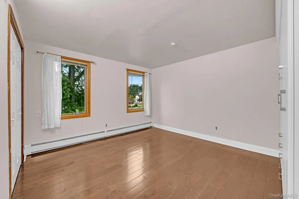 30 Andover Lane Hicksville, NY 11801