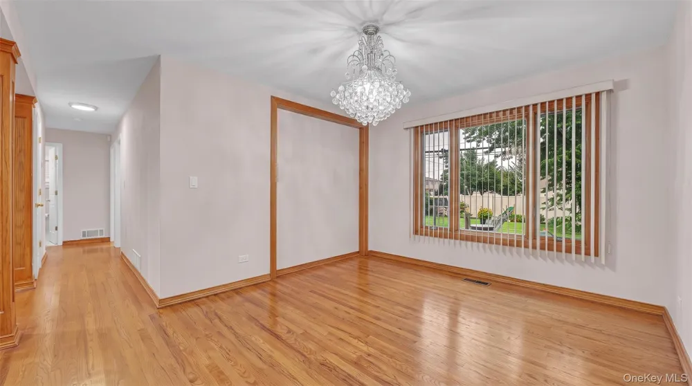 30 Andover Lane Hicksville, NY 11801