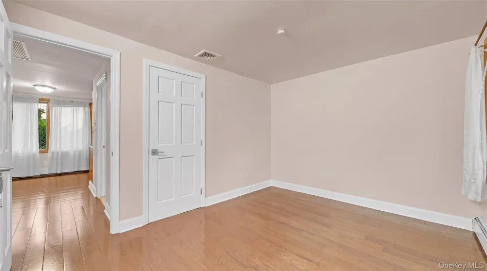 30 Andover Lane Hicksville, NY 11801