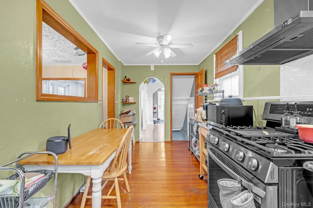 1442 Woolworth Street Elmont, NY 11003