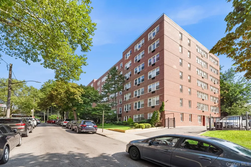 87-15 165th Street #5E Jamaica, NY 11432