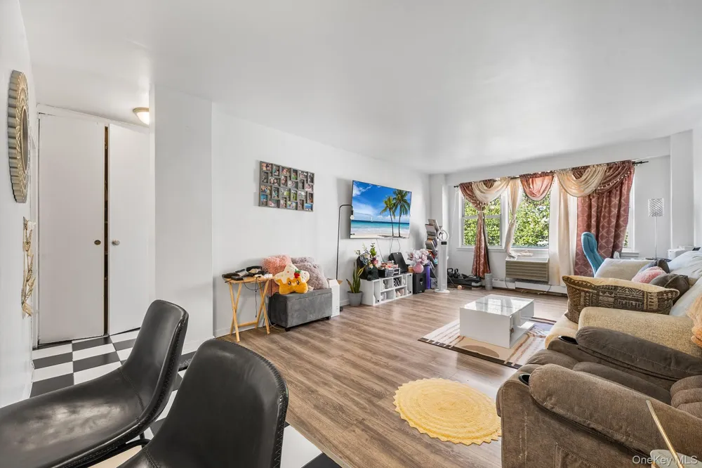 87-15 165th Street #5E Jamaica, NY 11432