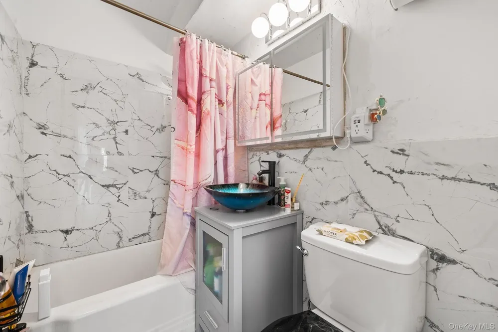 87-15 165th Street #5E Jamaica, NY 11432