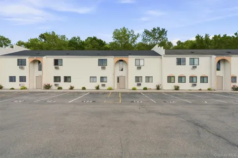 21 Scarborough Lane #B