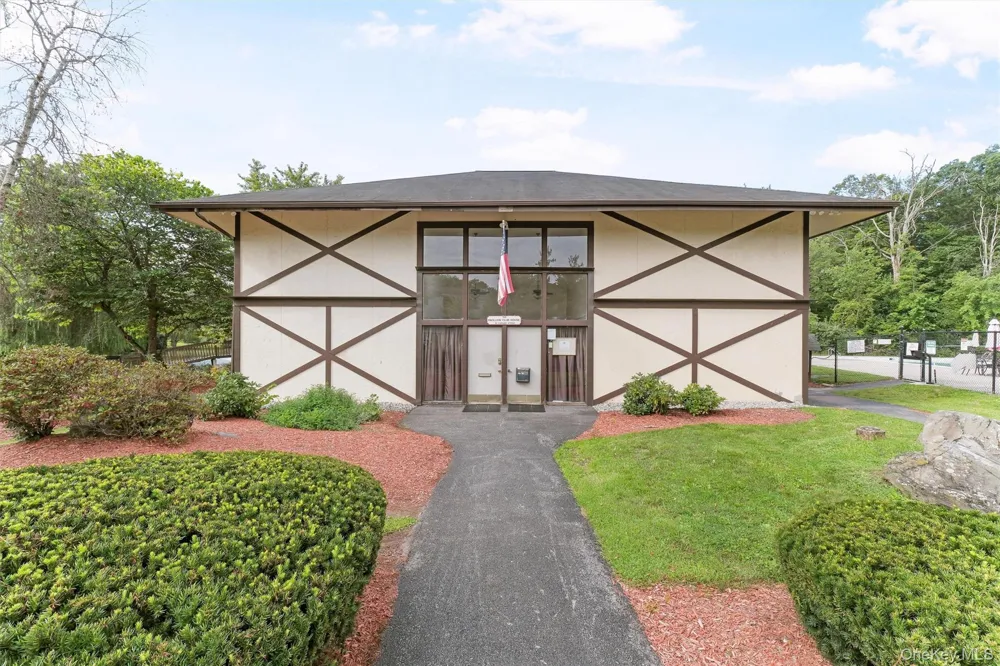 21 Scarborough Lane #B Wappingers Falls, NY 12590