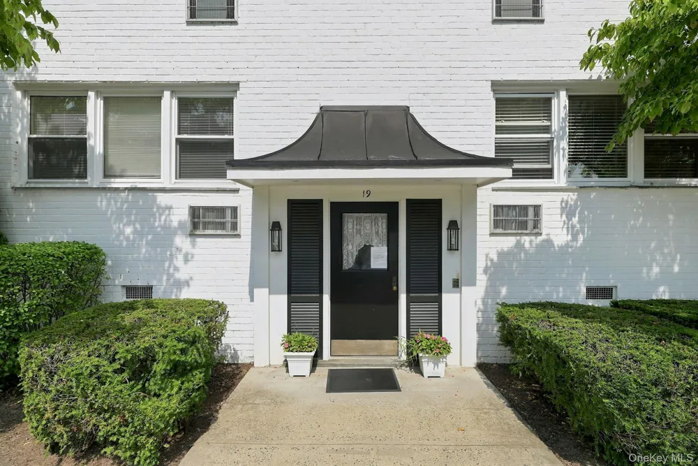 19 Avon Circle #D Rye Brook, NY 10573