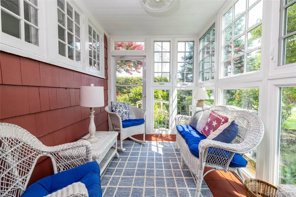 66 S Lewis Place Rockville Centre, NY 11570