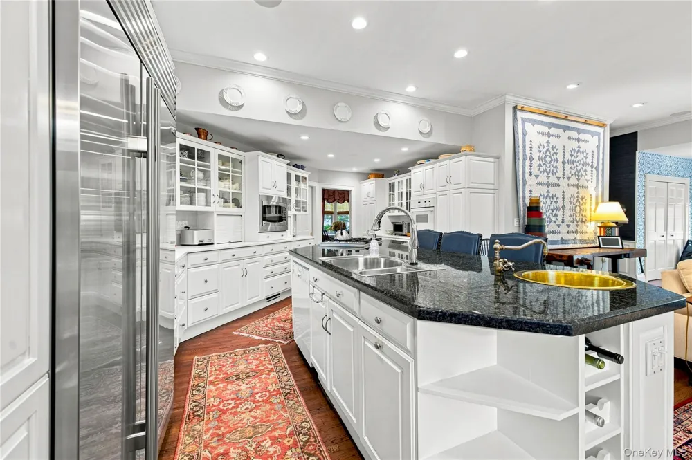66 S Lewis Place Rockville Centre, NY 11570