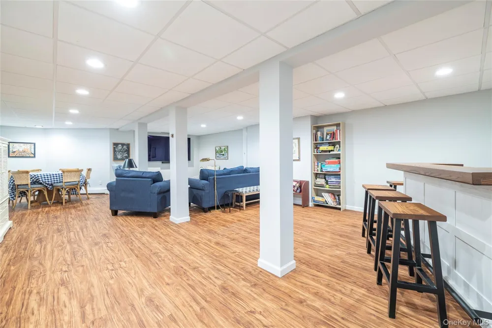 66 S Lewis Place Rockville Centre, NY 11570