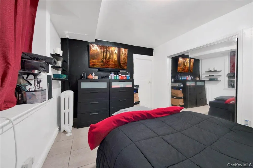 1972 Lafontaine Ave #1972 Bronx, NY 10457