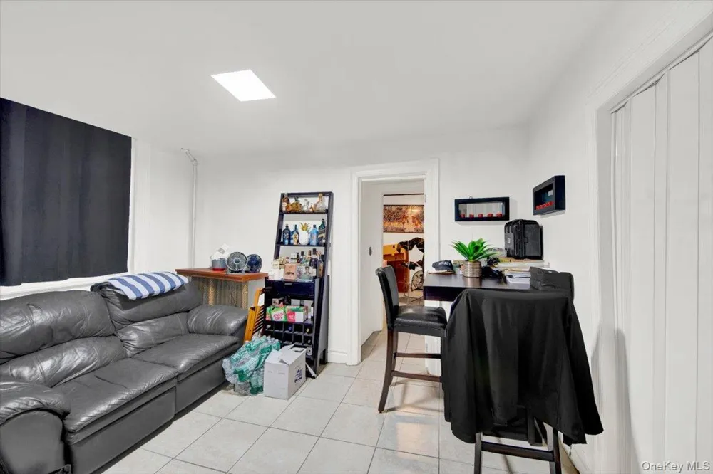 1972 Lafontaine Ave #1972 Bronx, NY 10457