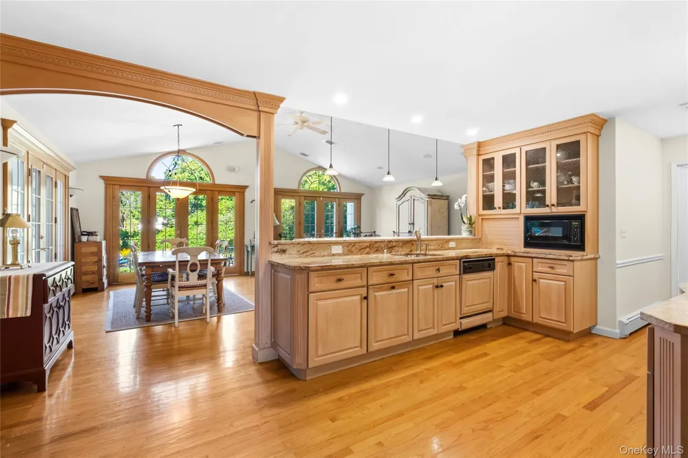 136 Ocean Avenue Massapequa, NY 11758