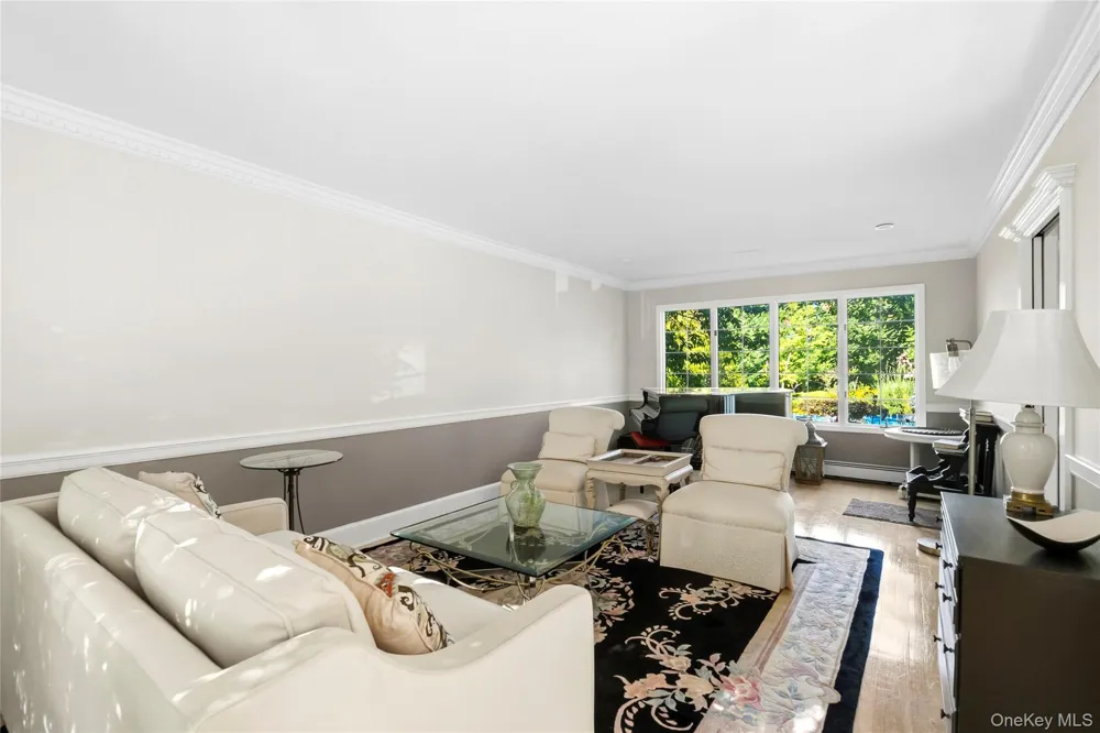 136 Ocean Avenue Massapequa, NY 11758