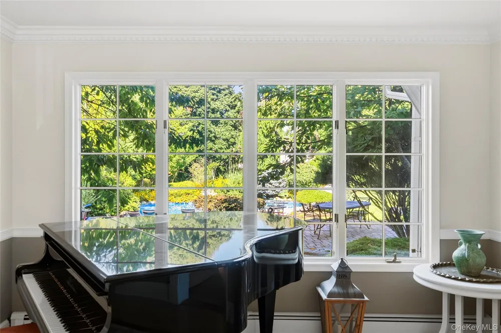 136 Ocean Avenue Massapequa, NY 11758
