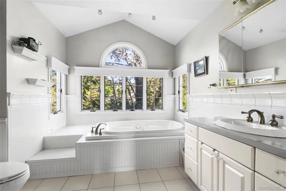 136 Ocean Avenue Massapequa, NY 11758